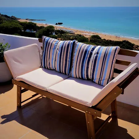 Golden Cliff House Apartment *
