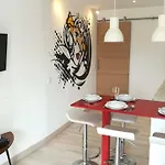 Golden Cliff House Appartamento *