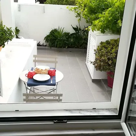 Apartmán Golden Cliff House *