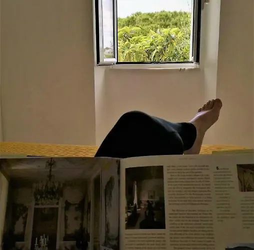 Golden Cliff House Апартаменти