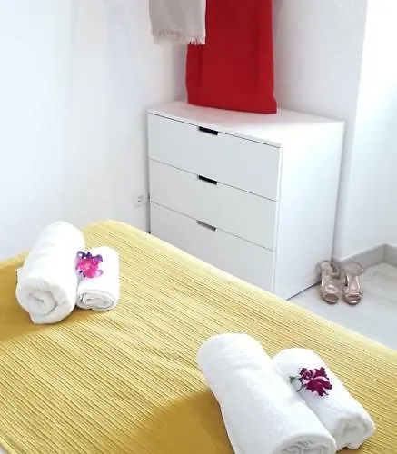 Golden Cliff House Апартаменти Албуфейра