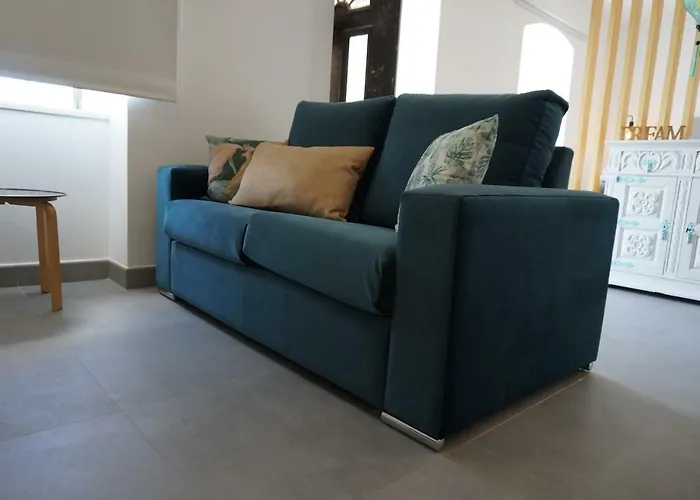 Golden Cliff House Албуфейра