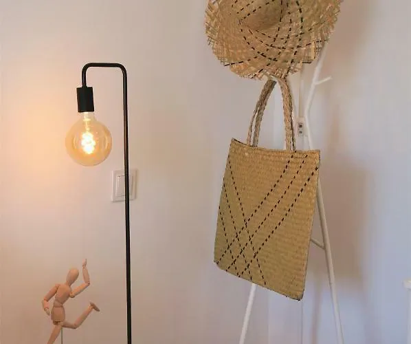 Golden Cliff House *